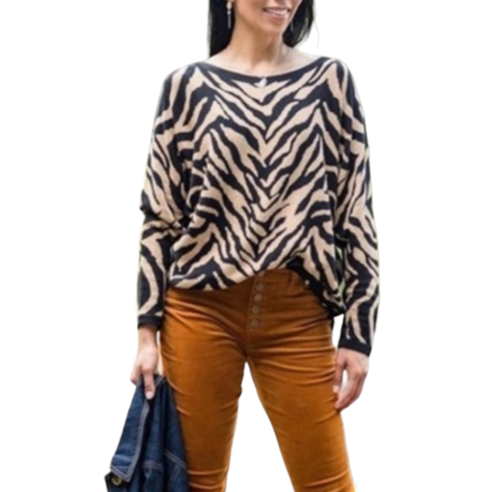 Cabi Oversized Dani Pullover, Tan & Black Zebra Print, Rounded Hem, EUC, size XS